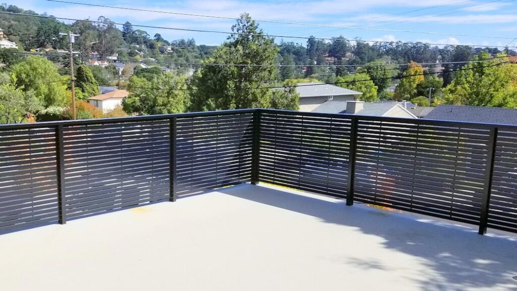 Privacy balustrade