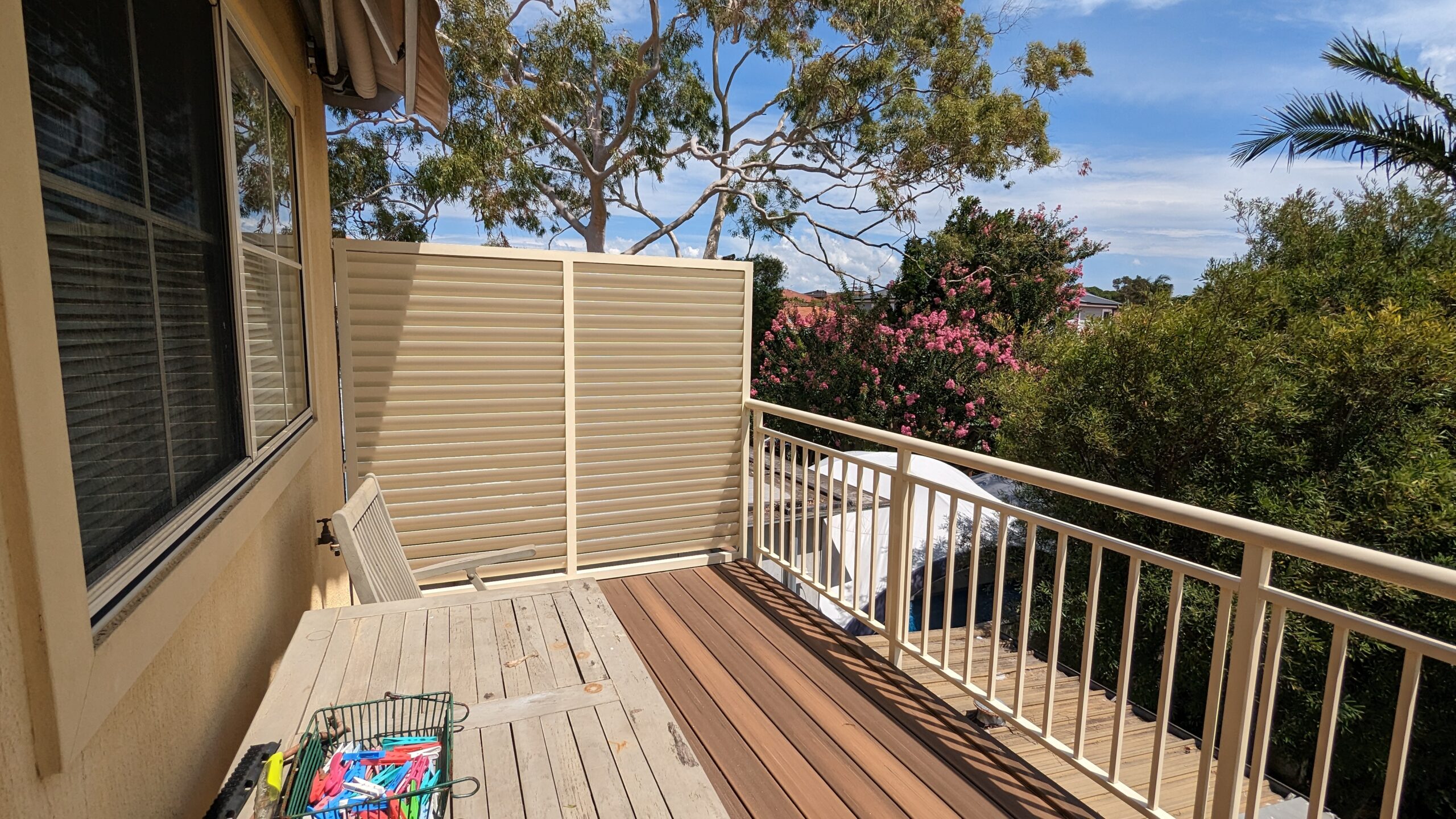Privacy Screens & Louvars